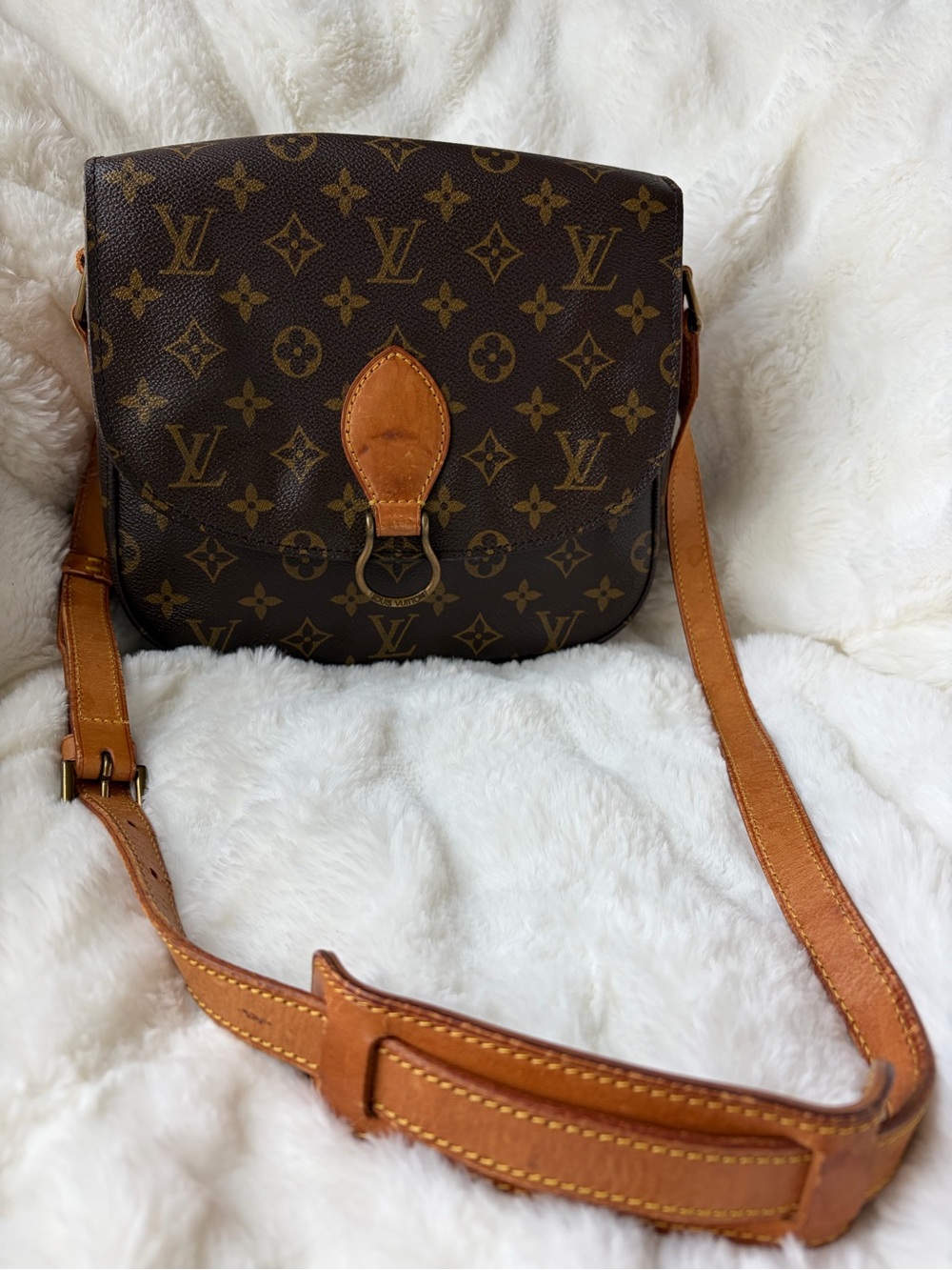 Authentic Louis Vuitton Brown Monogram Saint Cloud GM Crossbody Bag